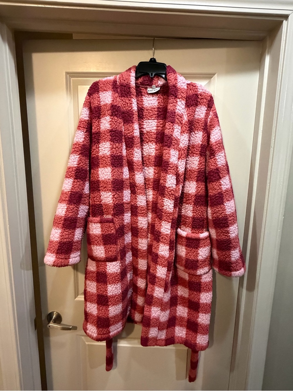 Pink & Red Plaid Plush Robe